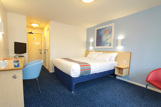 Travelodge Milton Keynes Old Stratford Pokój zdjęcie