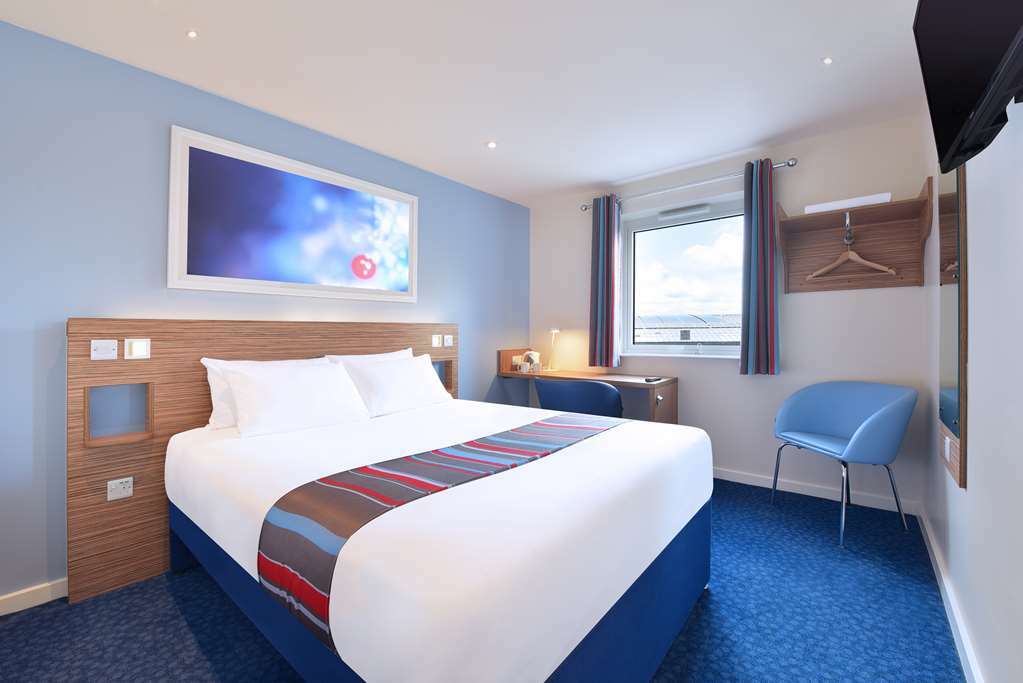 Travelodge Milton Keynes Old Stratford Pokój zdjęcie